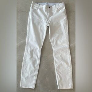 Liz Claiborne Women Jean Size 8 White Classic Fit Straight Leg Mid Rise Flatters